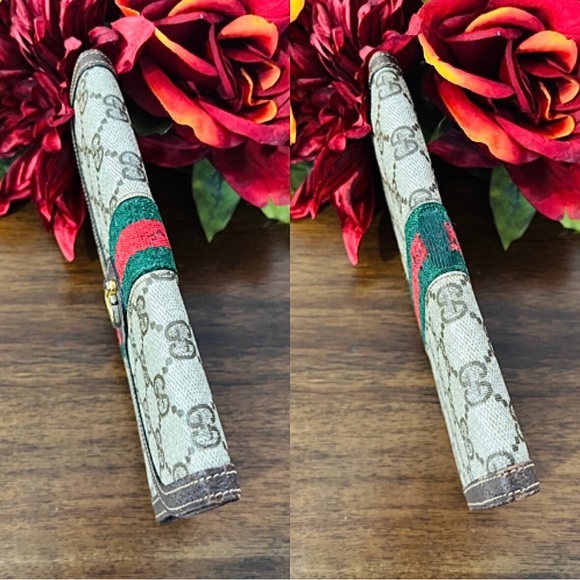 Authentic Gucci Vintage Trifold Long Wallet - GUC - Picture 3 of 10